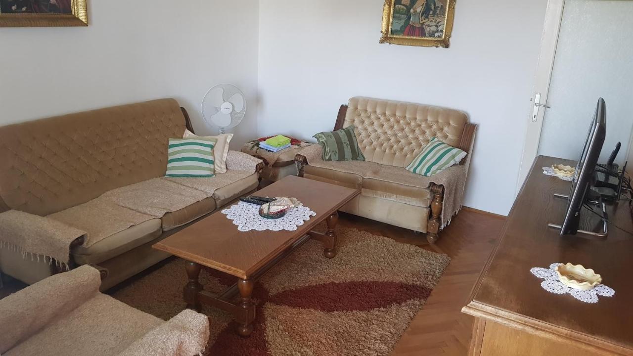 Baston Rent Podgorica Exterior foto